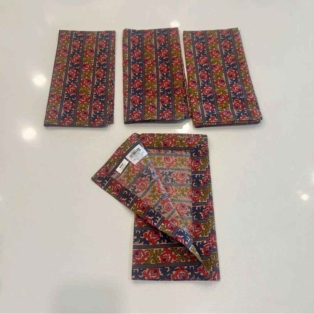 Floral Striped Napkins Set